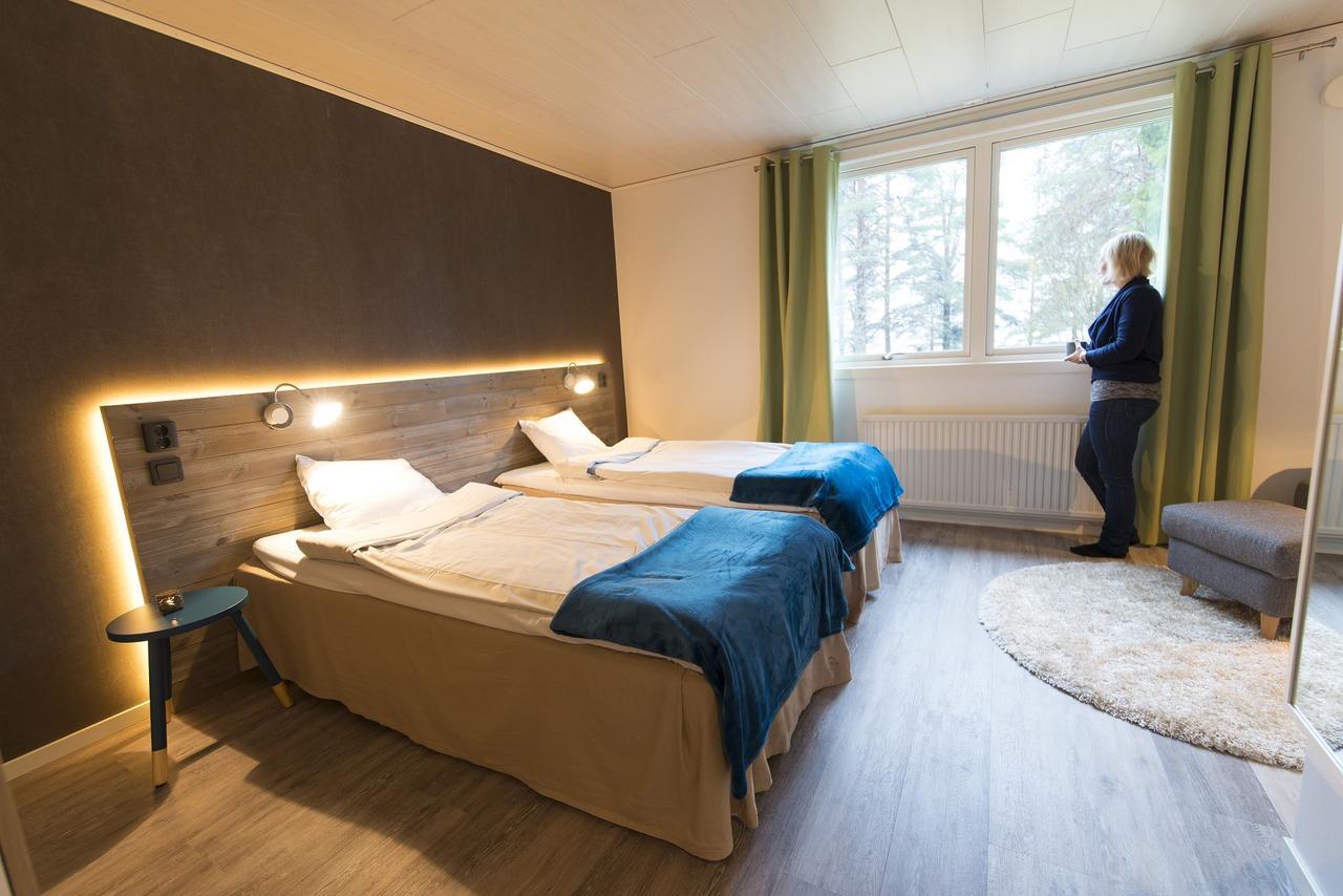 Pine Bay Lodge Person Buitenkant foto
